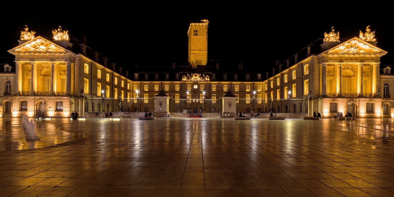 Dijon Place de la Libération — Avocat entreprise en difficulté