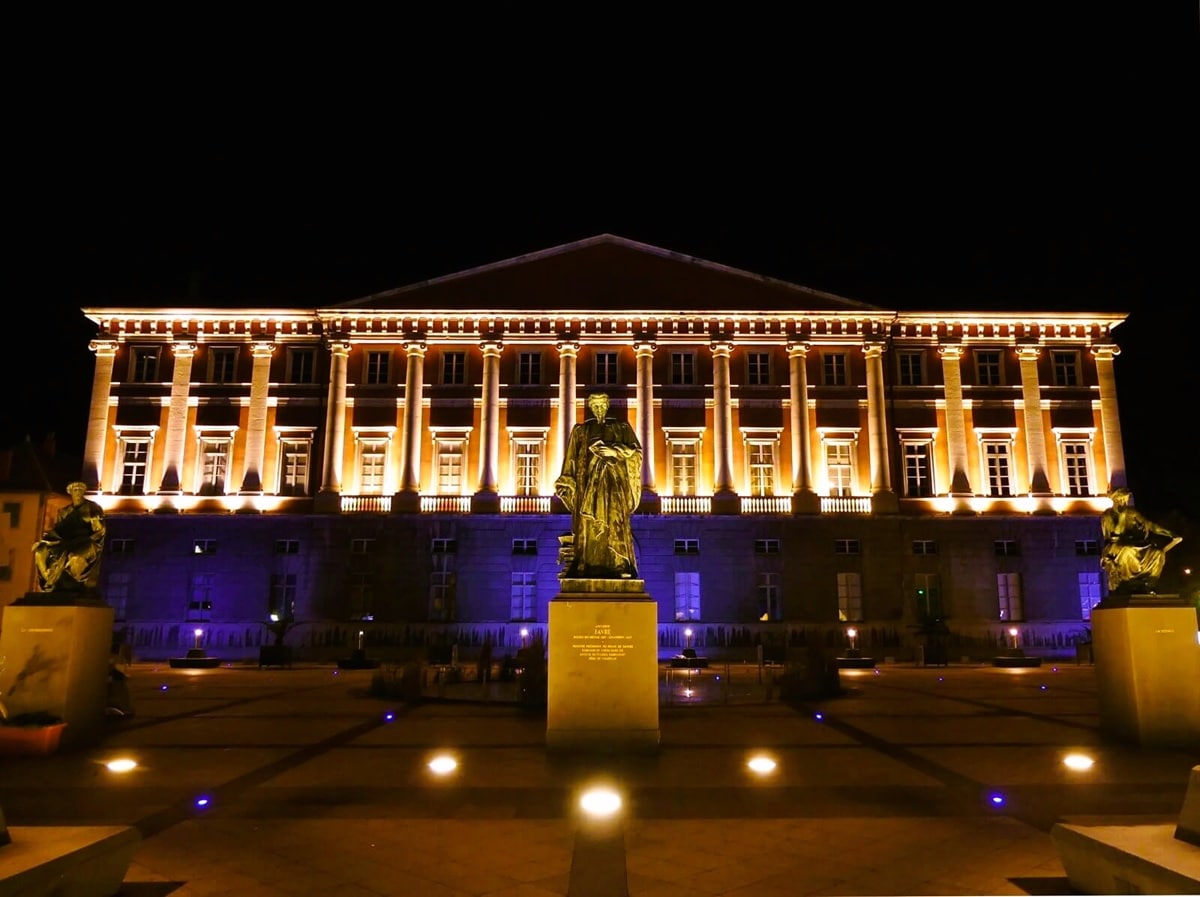 Palais de justice de Chambéry, avocat en entreprise en difficulté pour la Savoie et l'agglomération chambérienne