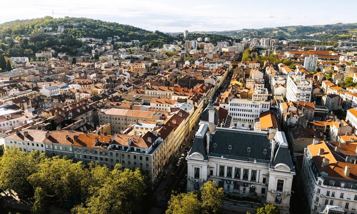 Tribunal de Commerce de Saint-Étienne : avocat entreprise en difficulté Loire